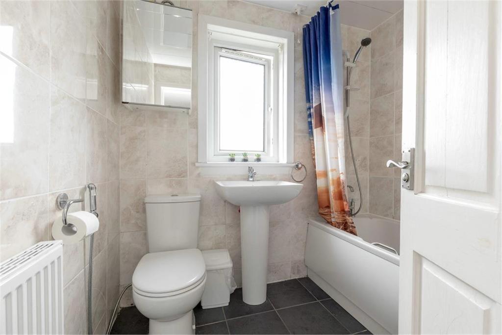 Edinburgh Villa 3 Bed Rooms House In Edinburgh - Private Parking Eksteriør billede